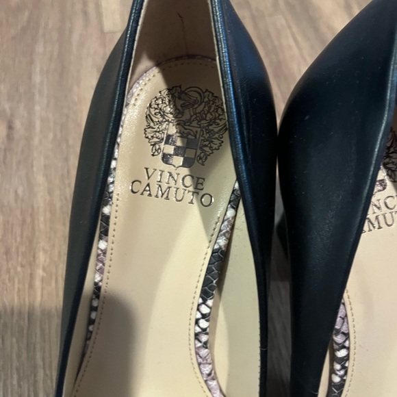 Brand new Vince Camuto Heels - Picture 4 of 6